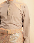 Baju Melayu Cekak Musang Modern