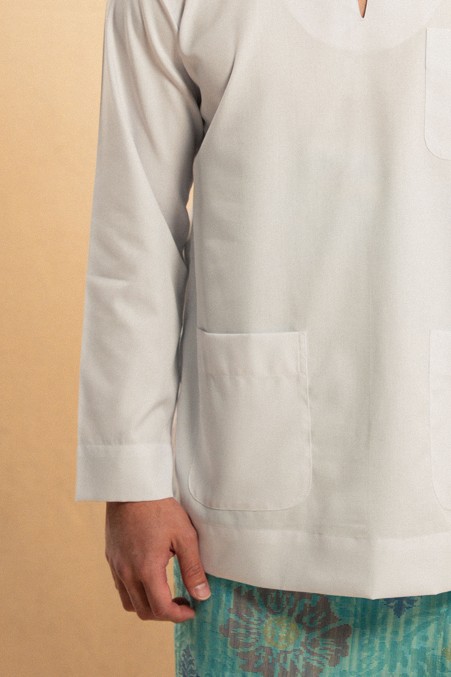 Baju Melayu Teluk Belanga Modern