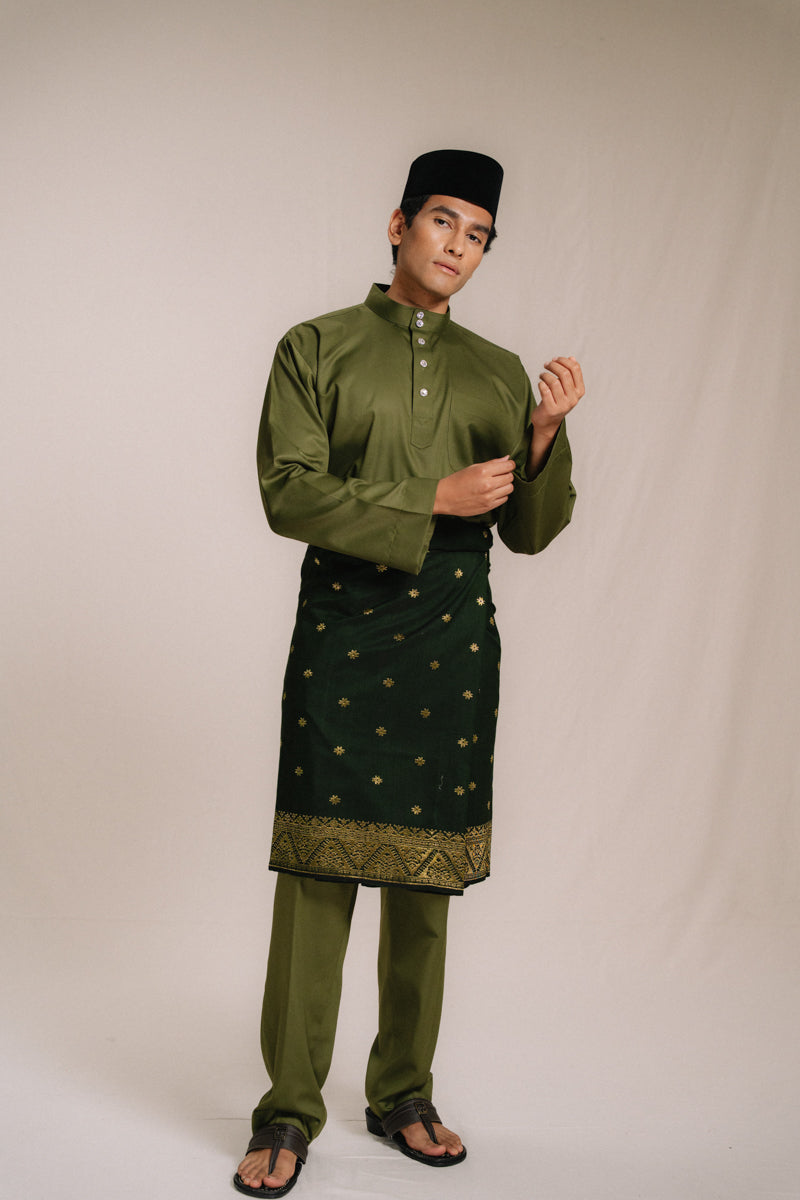 Baju Melayu Cekak Musang Klasik