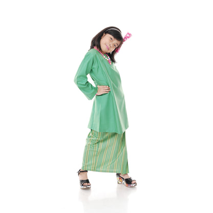 Baju Kurung Tenun Budak Green