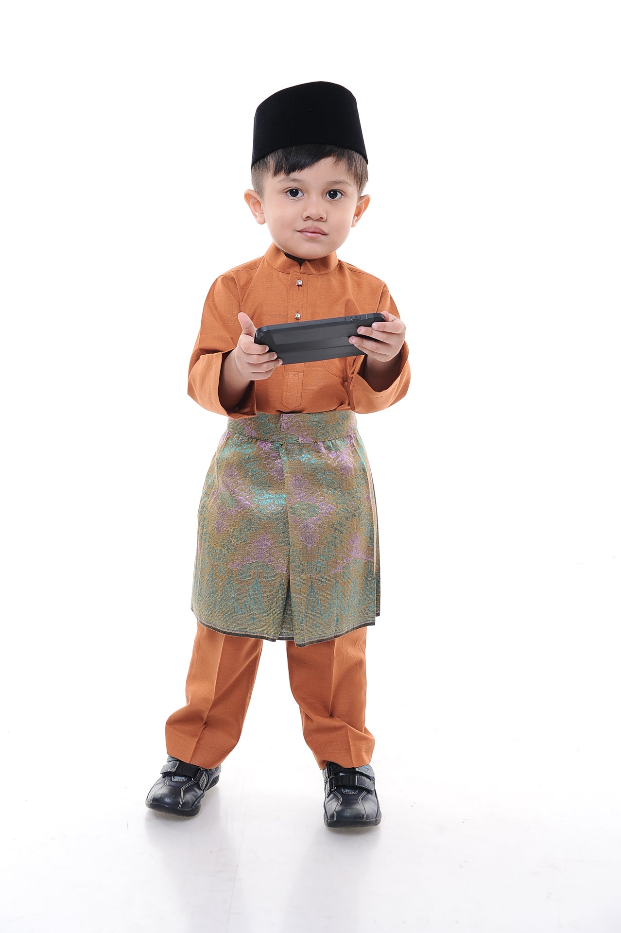 Baju Melayu Tenun Pahang Kid Brown