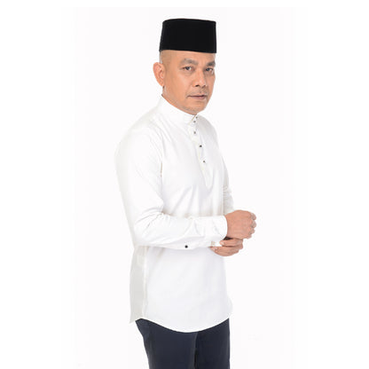PRE-ORDER Baju Melayu BMO x Rosyam Nor Offwhite